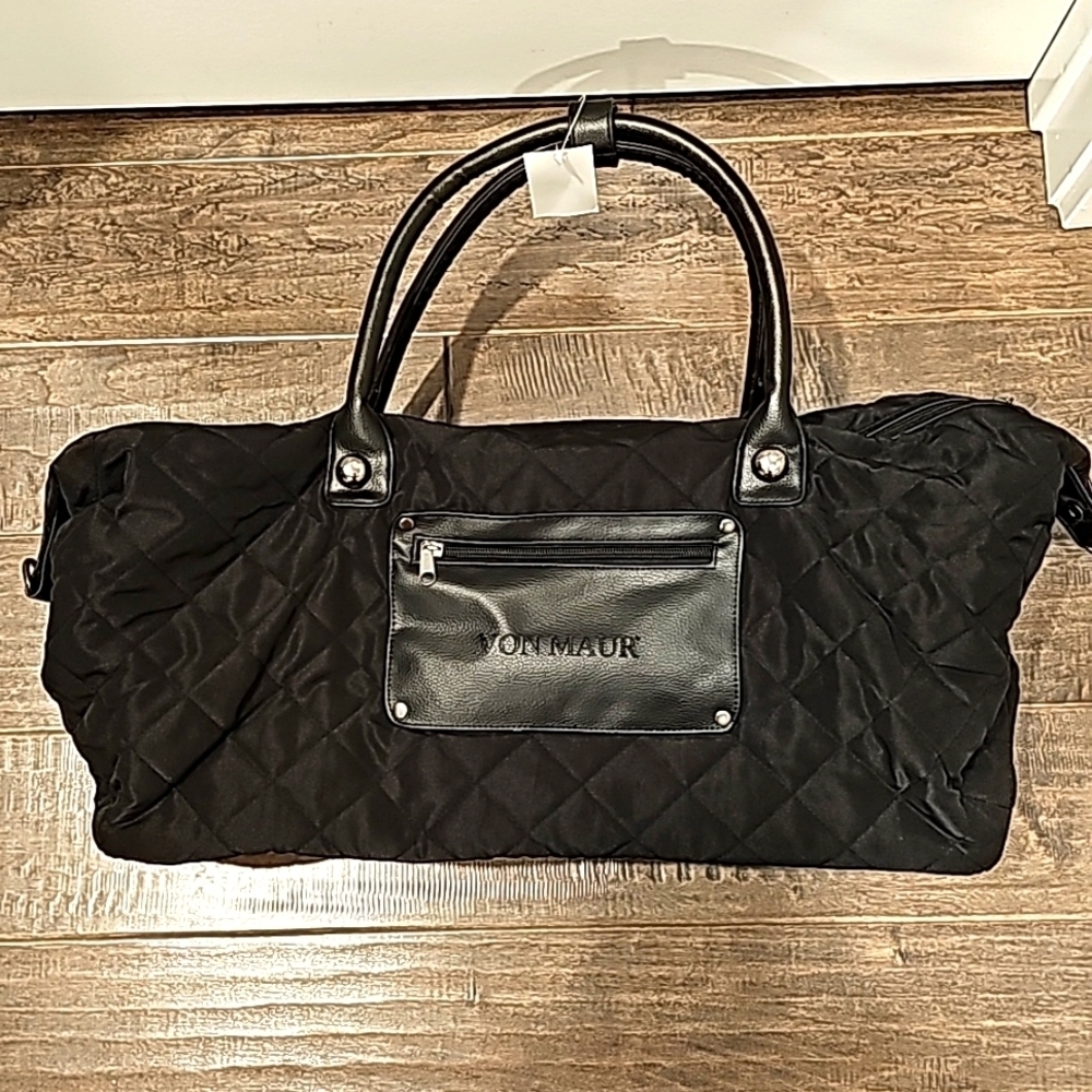 Brand New Von Maur Black Duffle Bag